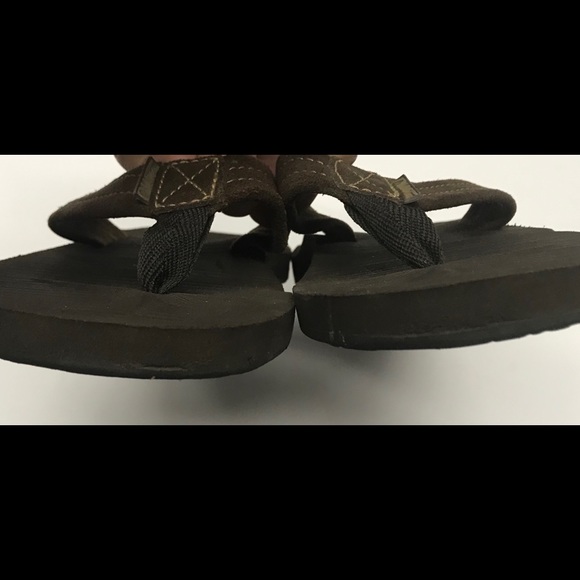 Quicksilver brown suede flip flops - Picture 4 of 5